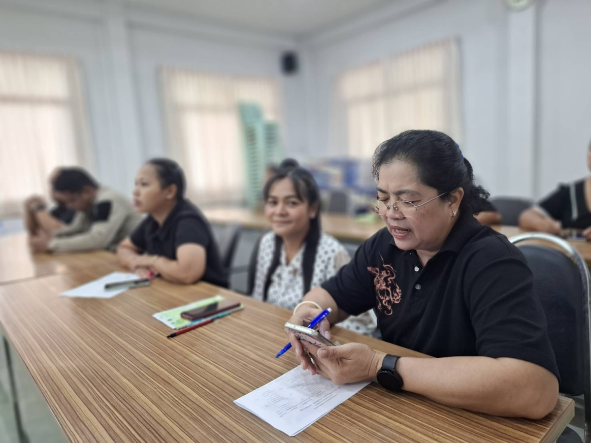 ประชุมพนักงานส่วนตำบล  พนักงานจ้าง  องค์การบริหารส่วนตำบลภูหลวง ประจำเดือน ตุลาคม 2567