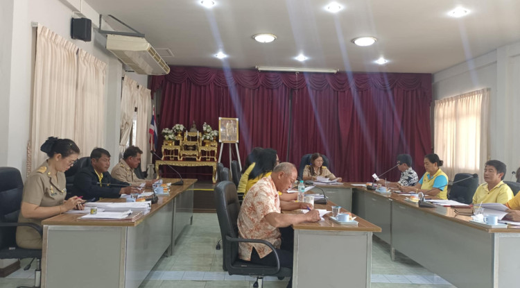 ประชุมคณะกรรมการสนับสนุนการจัดทำแผนพัฒนาองค์การบริหารส่วนตำบลภูหลวง