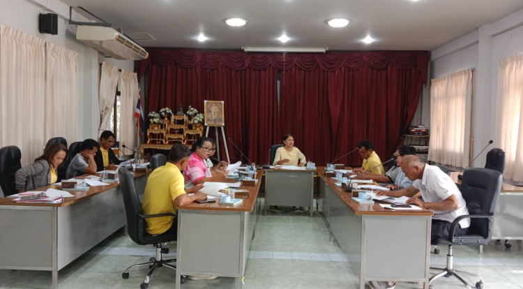 ประชุมคณะกรรมการสนับสนนุการจัดทำแผนพัฒนาองค์การบริหารส่วนตำบลภูหลวง