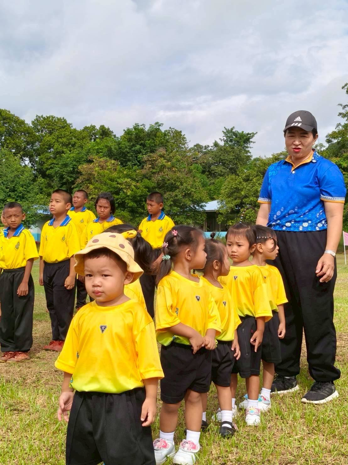โครงการแข่งขันกีฬาระดับปฐมวัย ของศูนย์พัฒนาเด็กเล็ก อบต.ภูหลวง (บ้านหลุมเงิน) ร่วมกับโรงเรียนบ้านหลุมเงิน