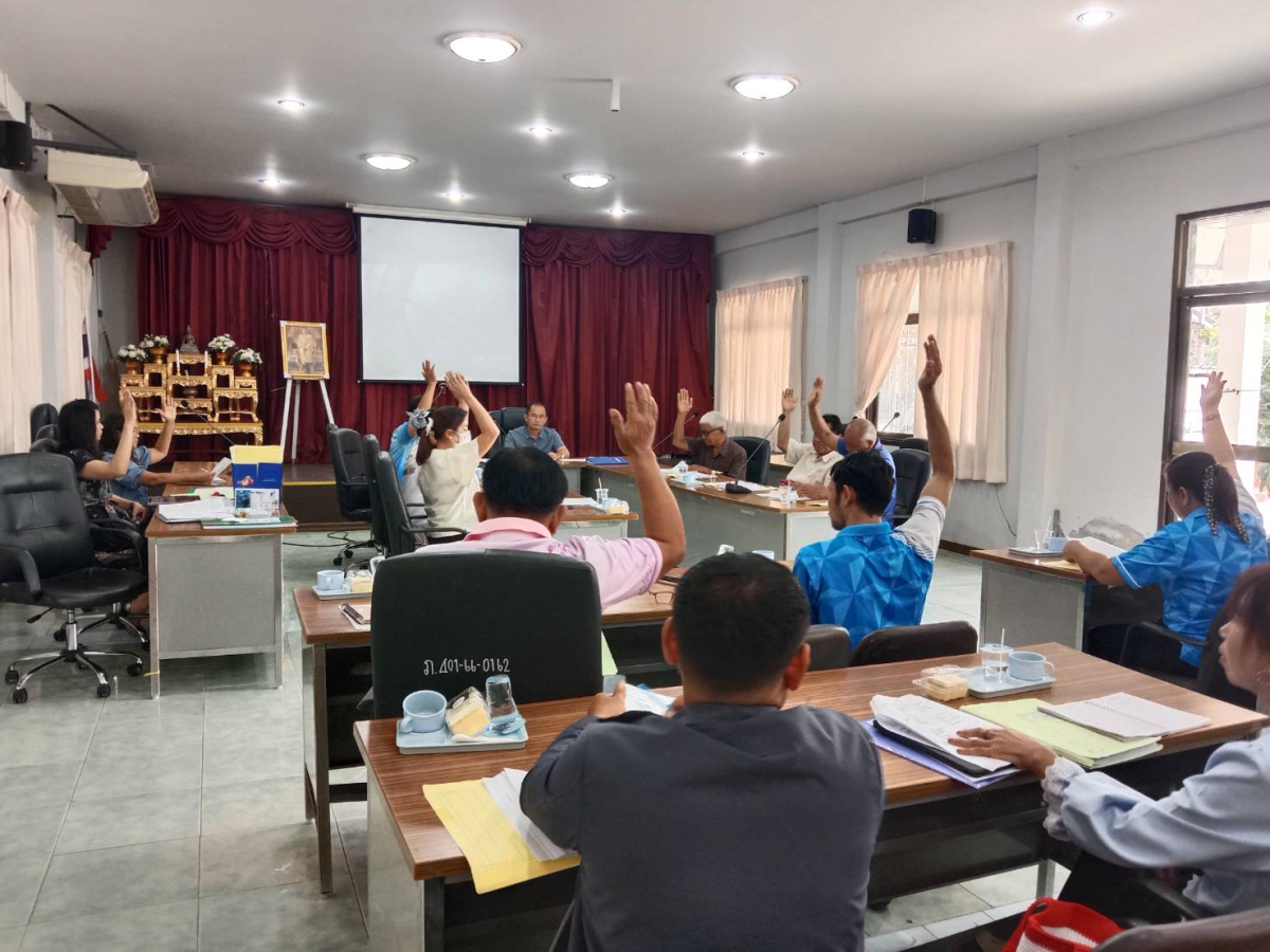 ประชุมคณะกรรมการกองทุนหลักประกันสุขภาพ อบต.ภูหลวง  ครั้งที่ 1/2569