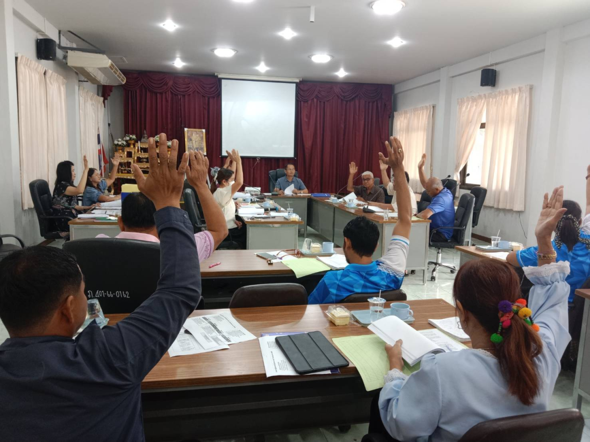 ประชุมคณะกรรมการกองทุนหลักประกันสุขภาพ อบต.ภูหลวง  ครั้งที่ 1/2569