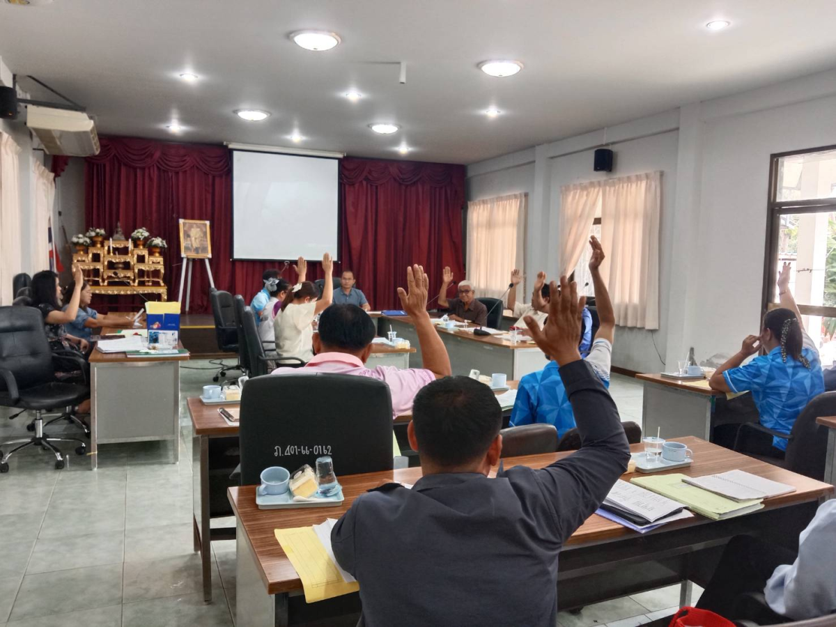 ประชุมคณะกรรมการกองทุนหลักประกันสุขภาพ อบต.ภูหลวง  ครั้งที่ 1/2569