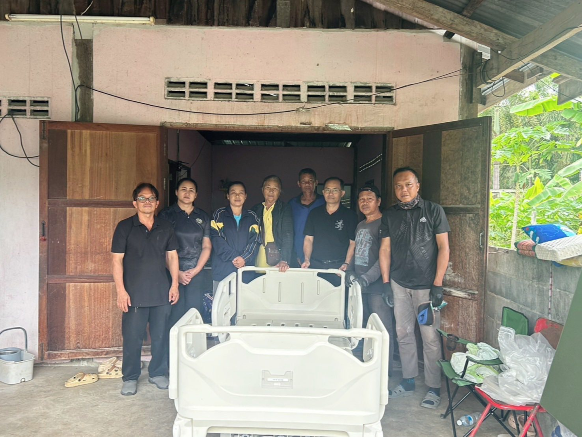 มอบเตียงนอนแบบไฟฟ้าให้แก่ผู้ป่วยติดเตียงที่เข้าร่วมโครงการ LTC