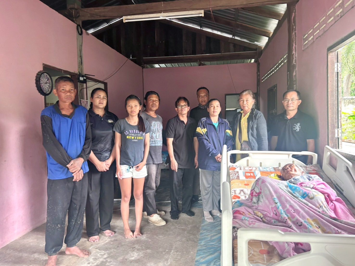 มอบเตียงนอนแบบไฟฟ้าให้แก่ผู้ป่วยติดเตียงที่เข้าร่วมโครงการ LTC