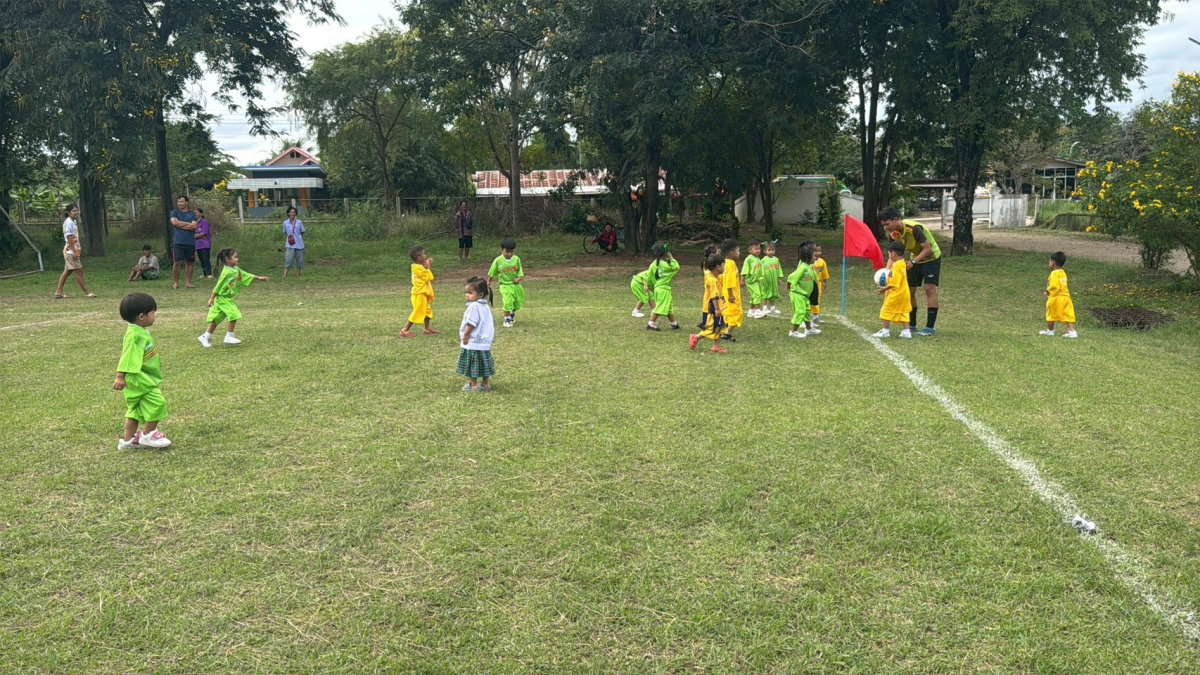 การแข่งขันกีฬาภายในหนองนกเขียนเกมส์ 