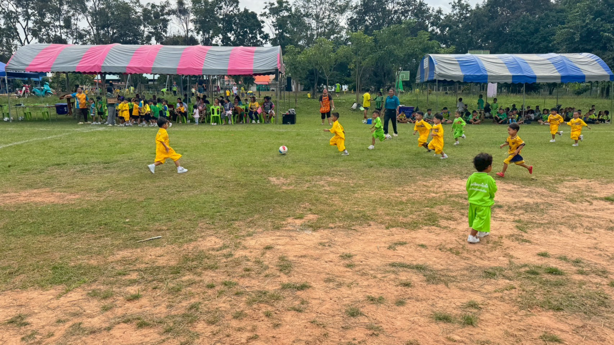 การแข่งขันกีฬาภายในหนองนกเขียนเกมส์ 