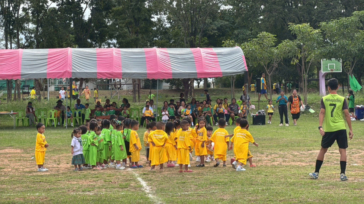 การแข่งขันกีฬาภายในหนองนกเขียนเกมส์ 