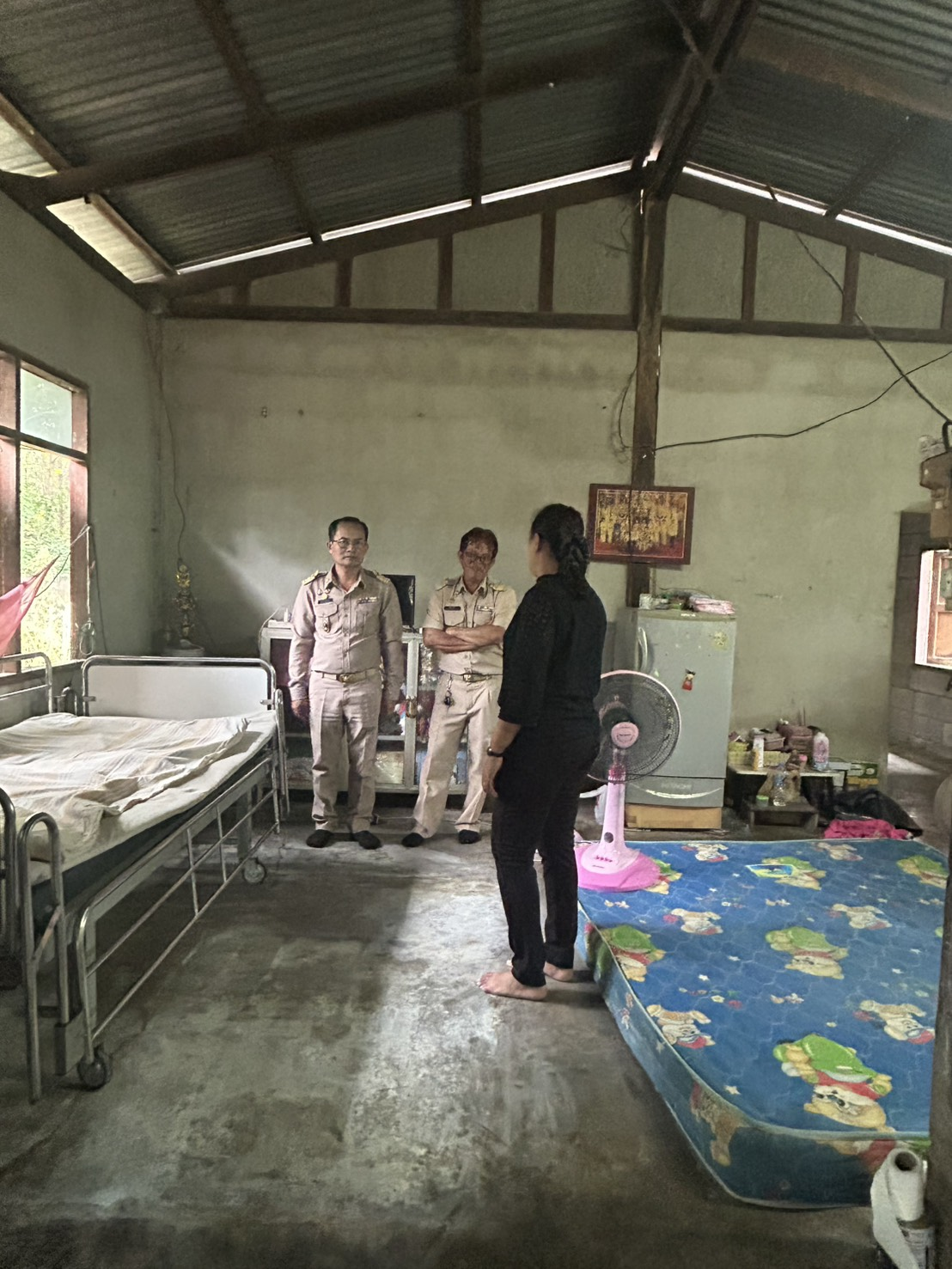 มอบเตียงให้แก่ผู้สูงอายุแขนขาอ่อนแรงฯ