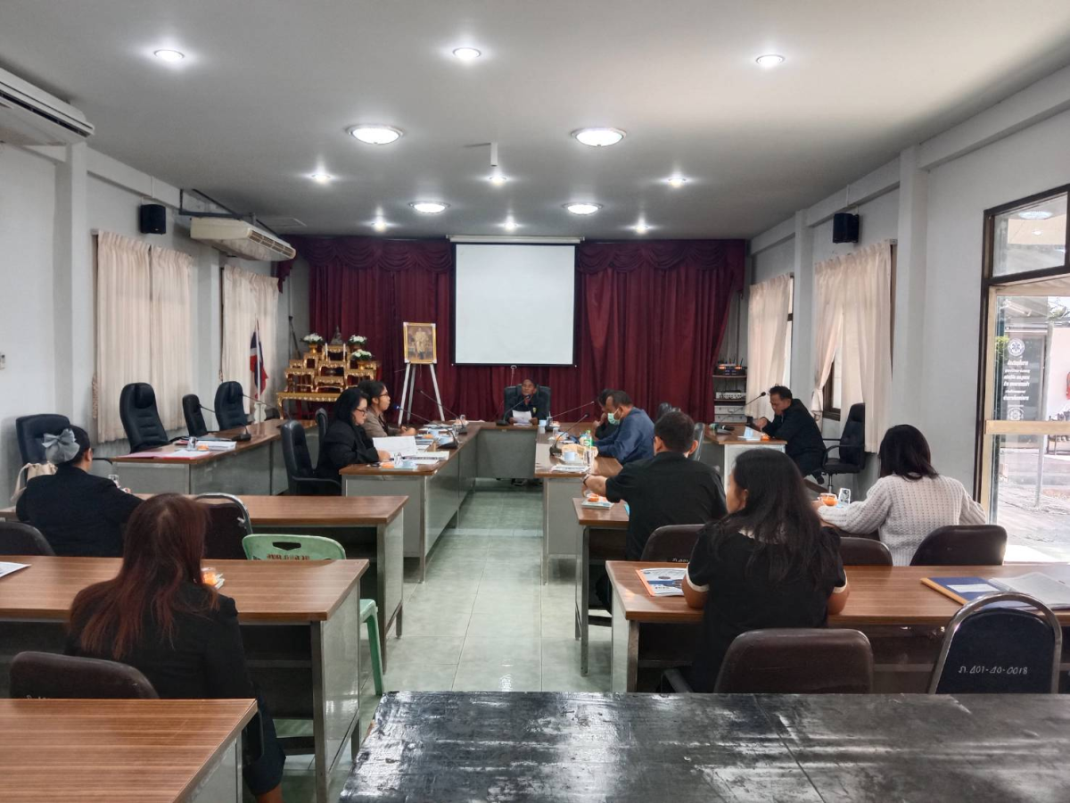 ประชุมคณะกรรมการติดตามและประเมินผลแผนฯ