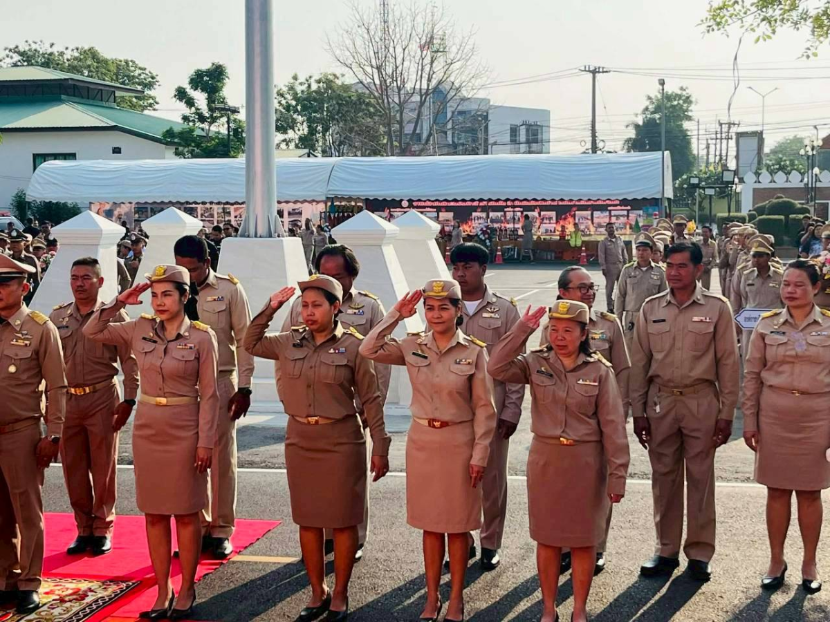 ร่วมพิธีถวายราชสักการะ และกล่าวถวายราชสดุดี พระบาทสมเด็จพระจุลจอมเกล้าเจ้าอยู่หัว เนื่องในวันท้องถิ่นไทย ประจำปี ๒๕๖๙ 