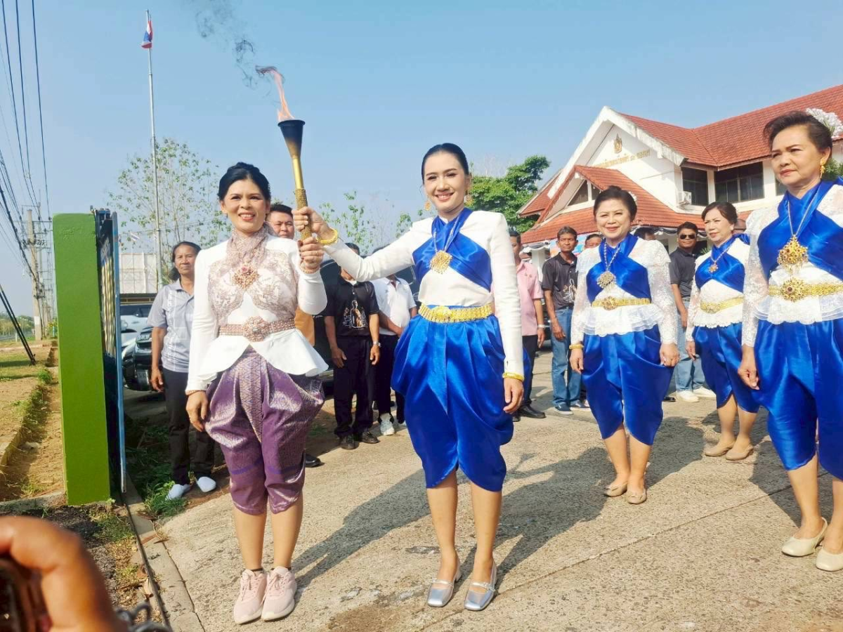 พิธีรับมอบคบไฟและวิ่งคบไฟ ในพิธีเปิดงานฉลองวันแห่งชัยชนะของท้าวสุรนารี ประจำปี 2569