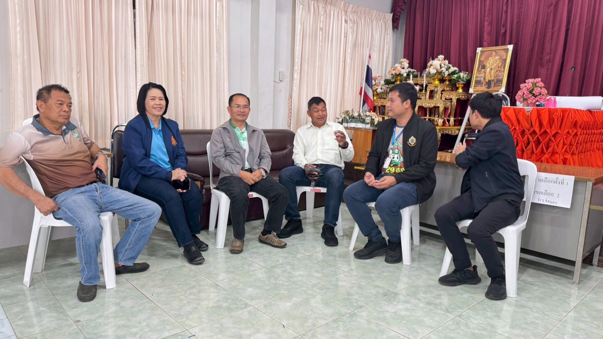 รับมอบหีบบัตรและวัสดุอุปกรณ์ สำหรับการเลือกตั้งสมาชิกสภาเทศบาลตำบลภูหลวง และนายกเทศมนตรีตำบลภูหลวง อำเภอปักธงชัย จังหวัดนครราชสีมา