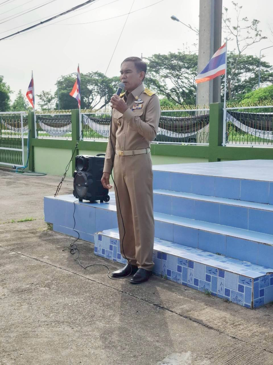 กิจกรรมเคารพธงชาติและร้องเพลงชาติไทย