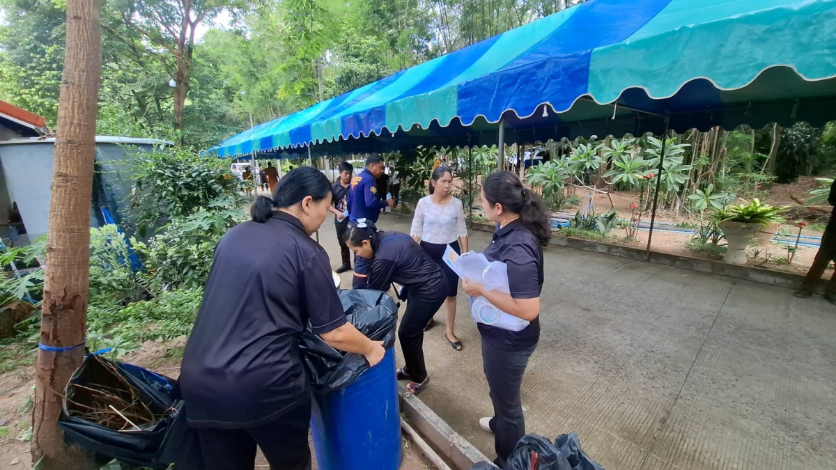 จัดเตรียมสถานที่สำหรับพิธีสรงน้ำสรีระสังขาร และพิธีสลายสรีระสังขารหลวงปู่สมบุญ ปริปุณฺณสีโล (หลวงปู่บุญ)