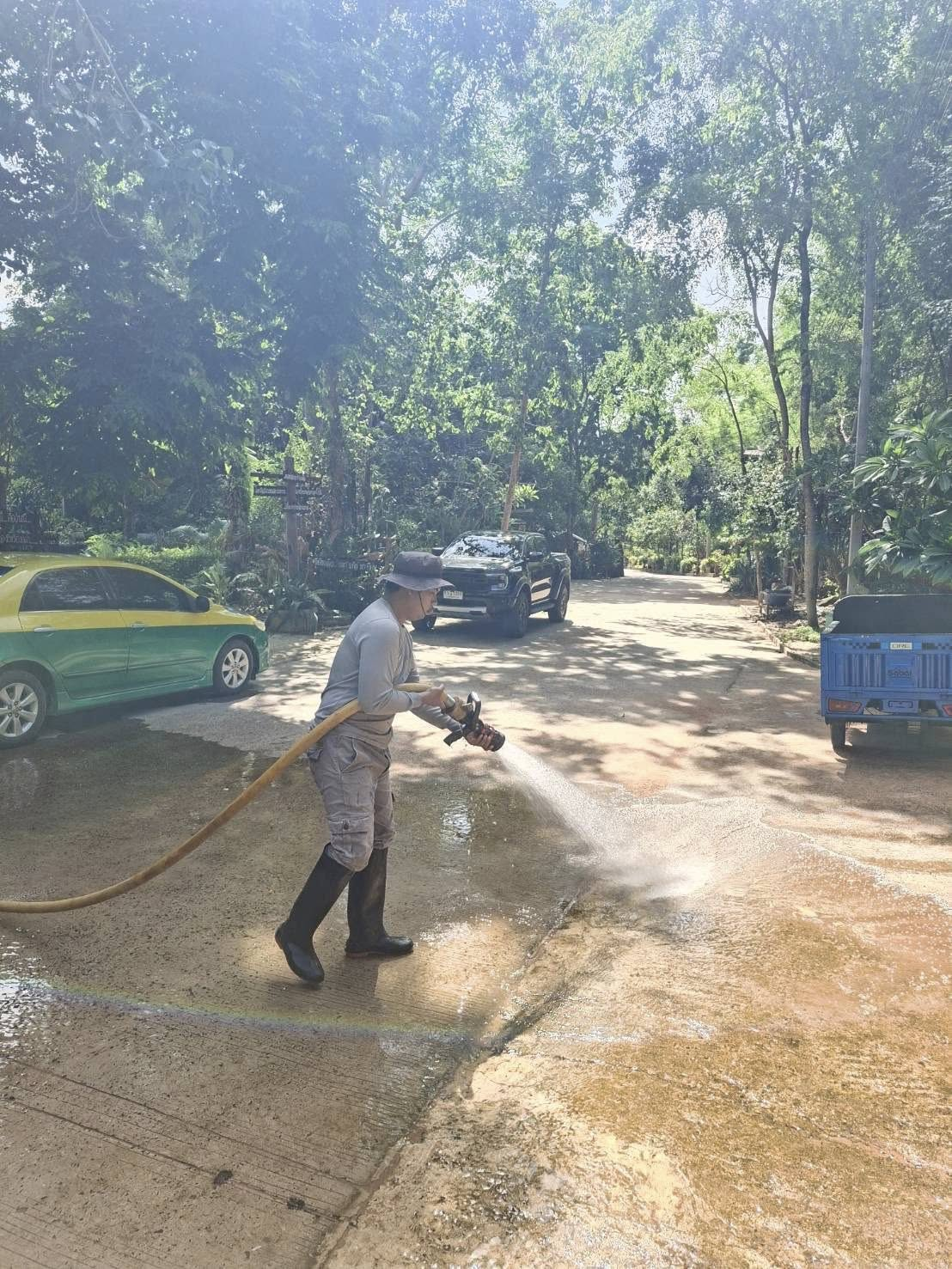 จัดเตรียมสถานที่สำหรับพิธีสรงน้ำสรีระสังขาร และพิธีสลายสรีระสังขารหลวงปู่สมบุญ ปริปุณฺณสีโล (หลวงปู่บุญ)