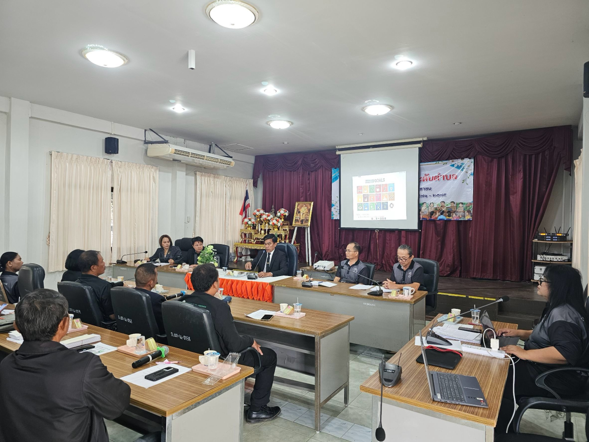 ประชุมประชาคมท้องถิ่น (ประชาคมระดับตำบลภูหลวง)