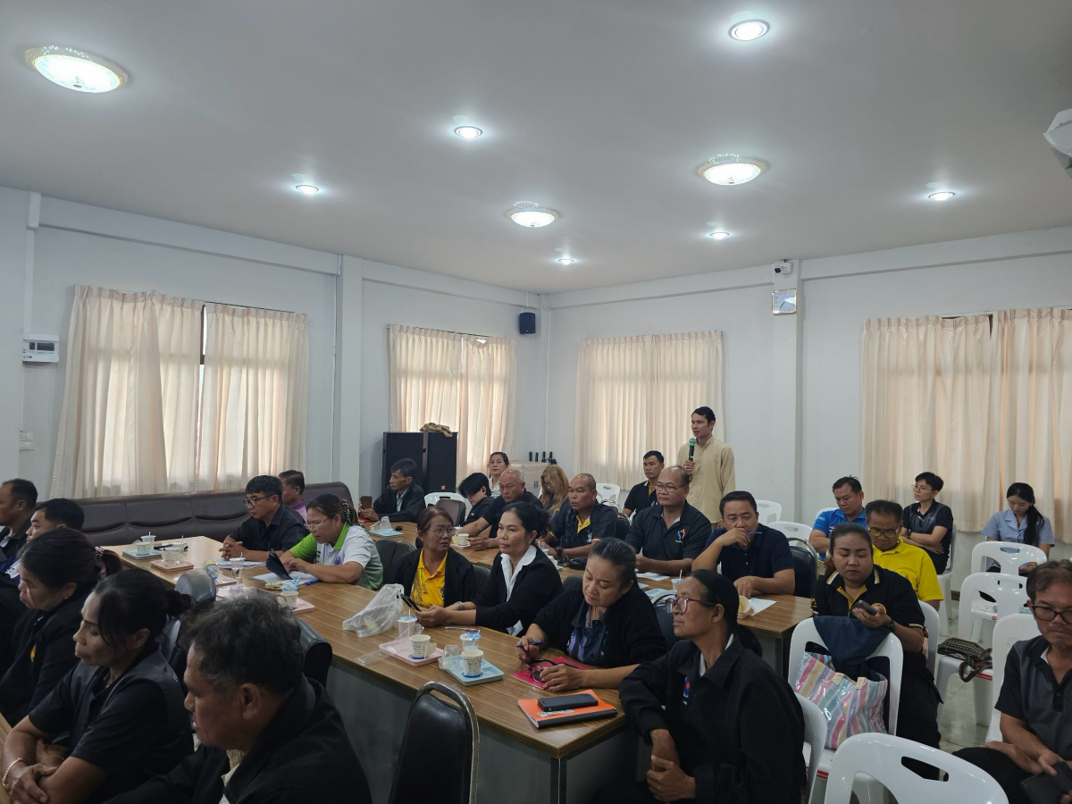 ประชุมประชาคมท้องถิ่น (ประชาคมระดับตำบลภูหลวง)