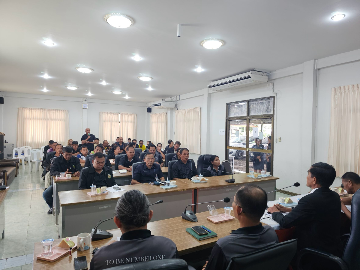 ประชุมประชาคมท้องถิ่น (ประชาคมระดับตำบลภูหลวง)