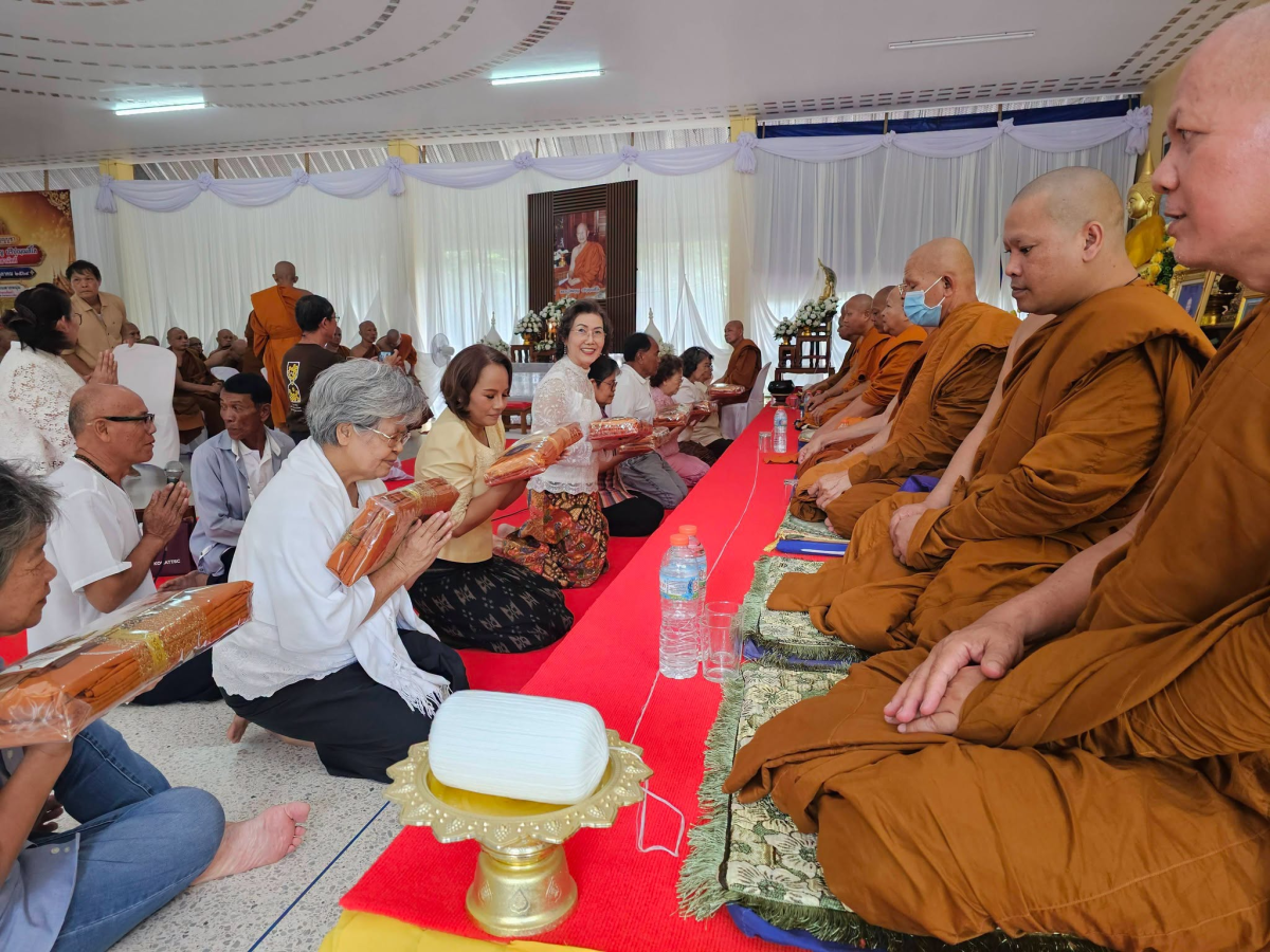 ทอดกฐินสามัคคี เพื่อสืบทอดพระพุทธศาสนาให้ยั่งยืน